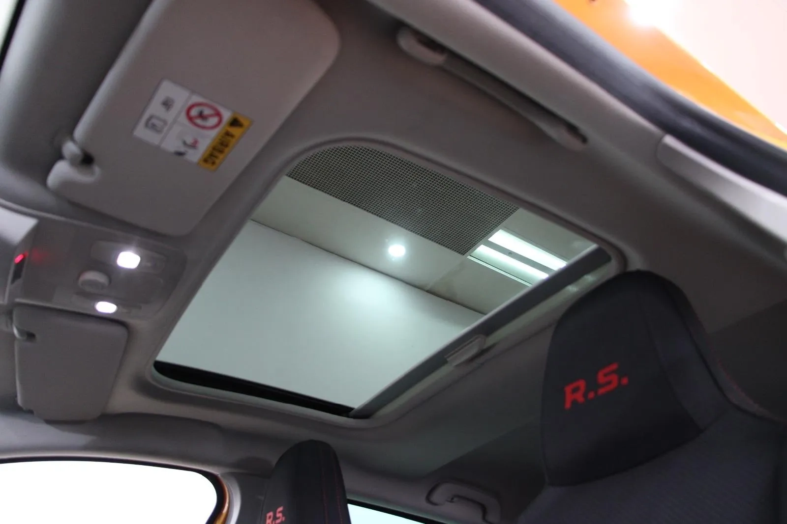 Renault-Megane-R.S. 280