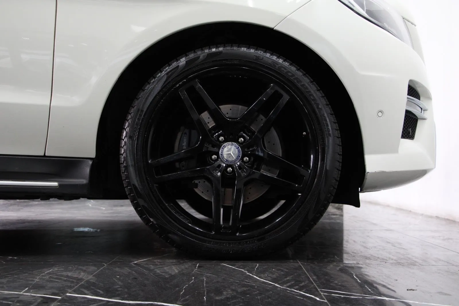 Mercedes-Benz-M-Class-ML350 BlueTEC