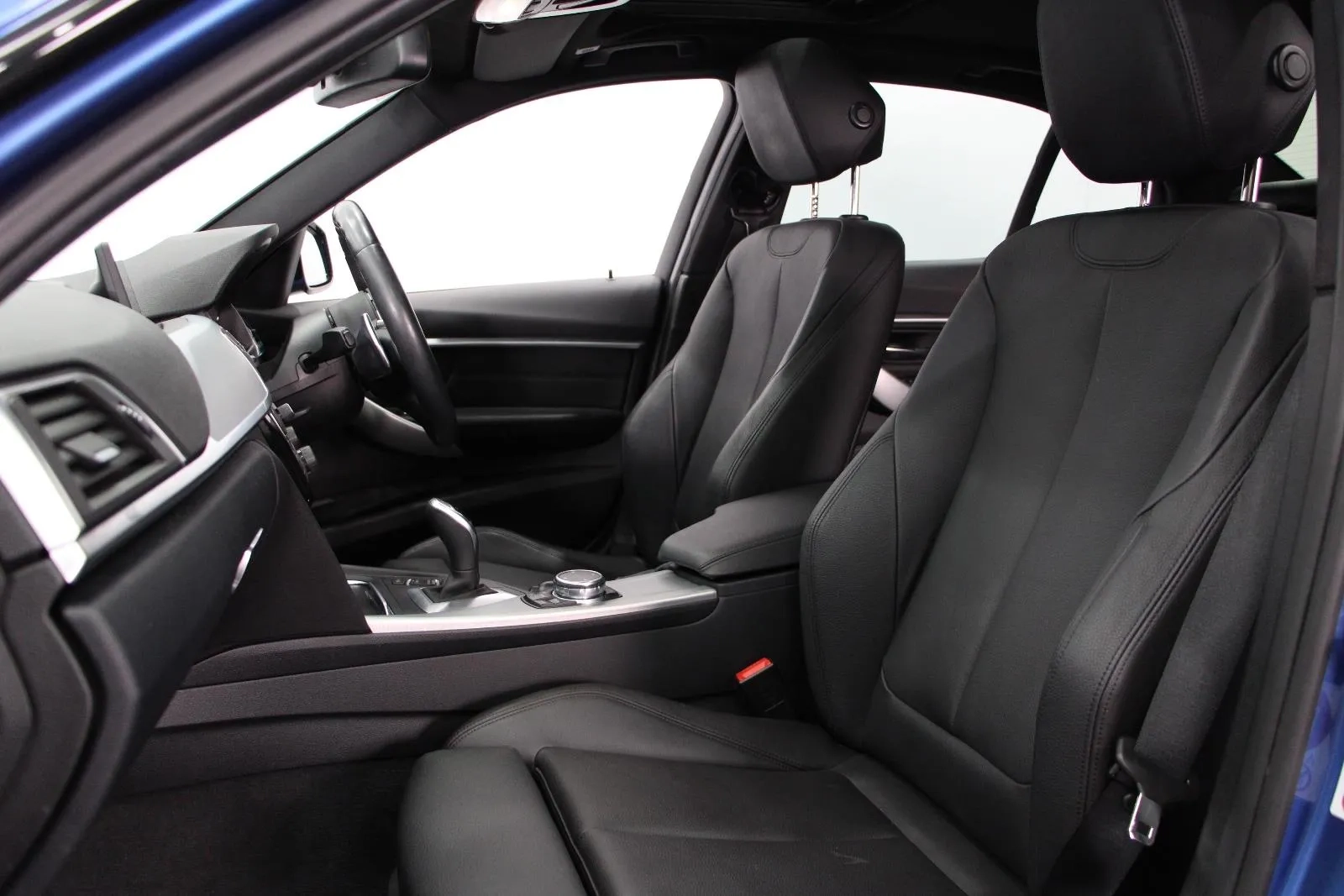 BMW-3 Series-330i M Sport