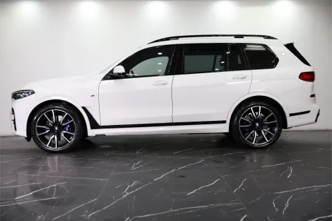 X7