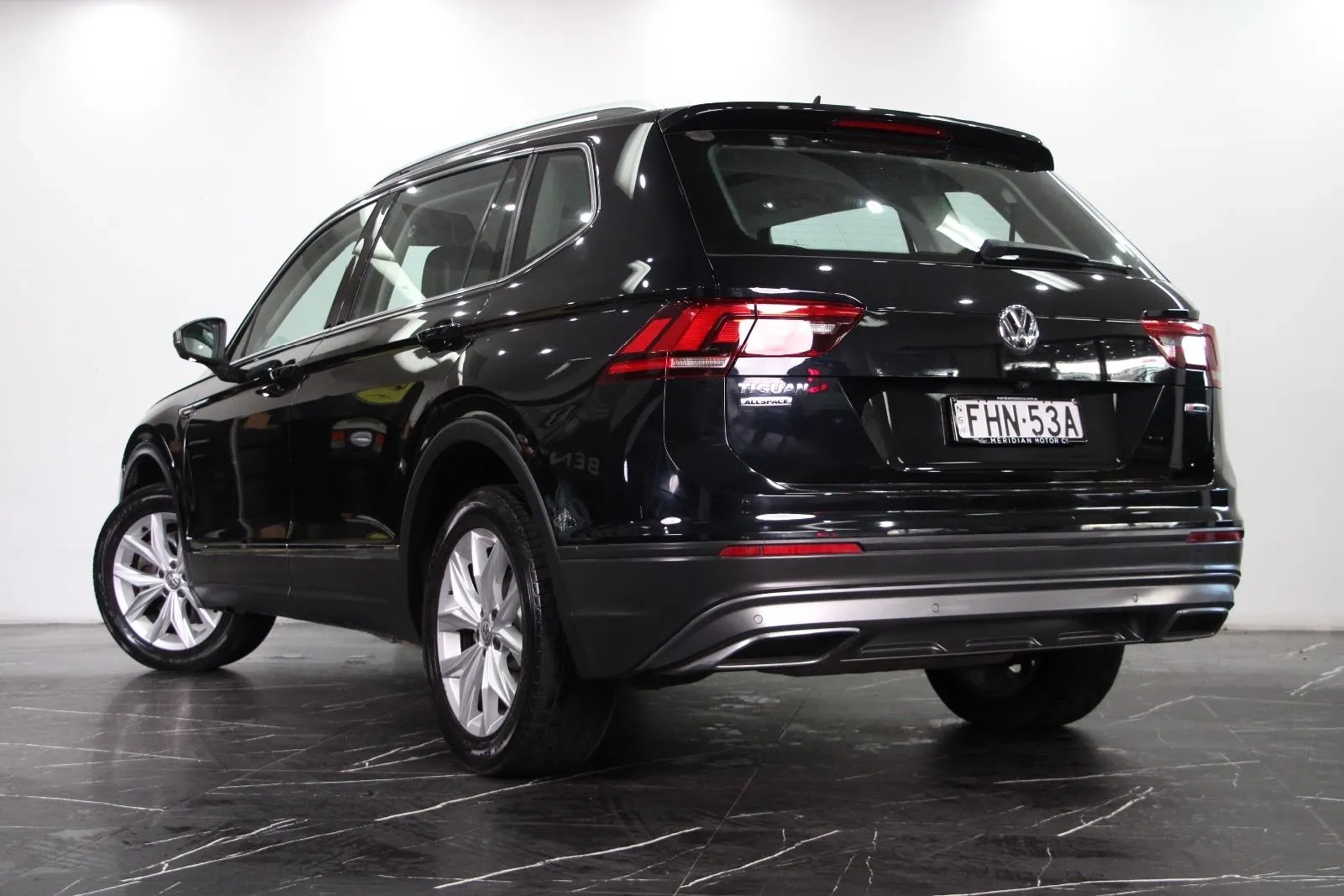 Volkswagen-Tiguan-132TSI Comfortline Allspace