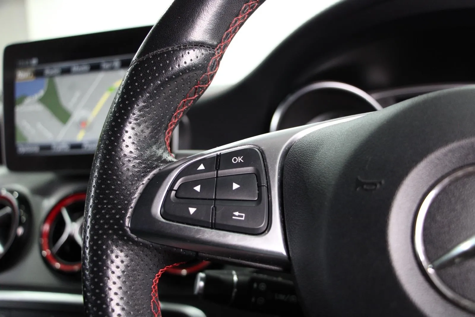 Mercedes-Benz-CLA-Class-CLA250 Sport