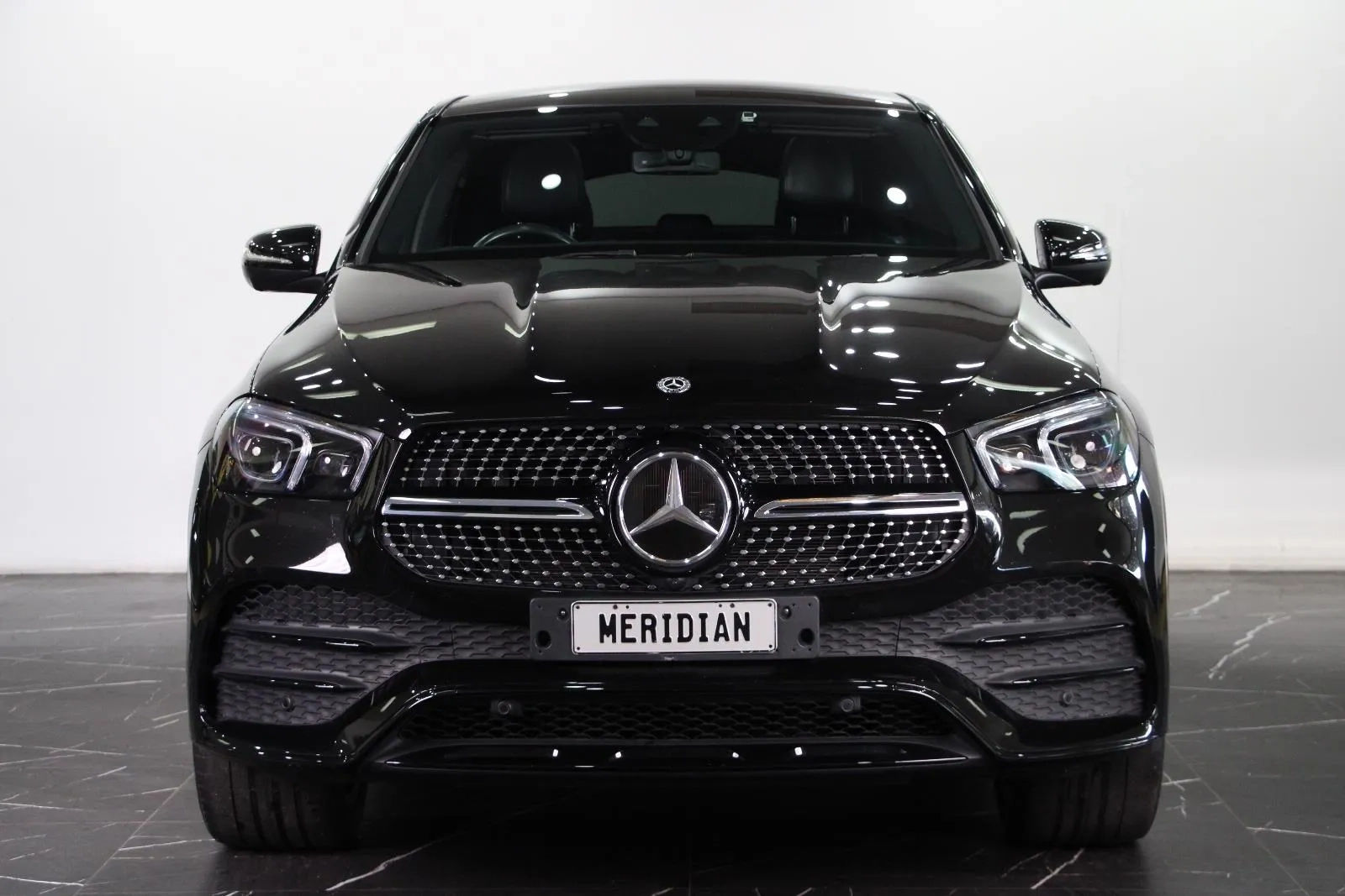 Mercedes-Benz-GLE-Class-GLE450