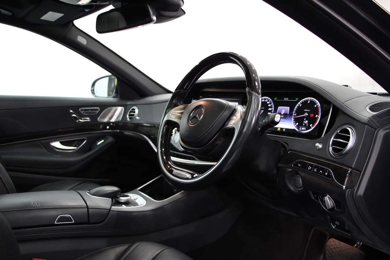 Mercedes-Benz-S-Class-S350 d