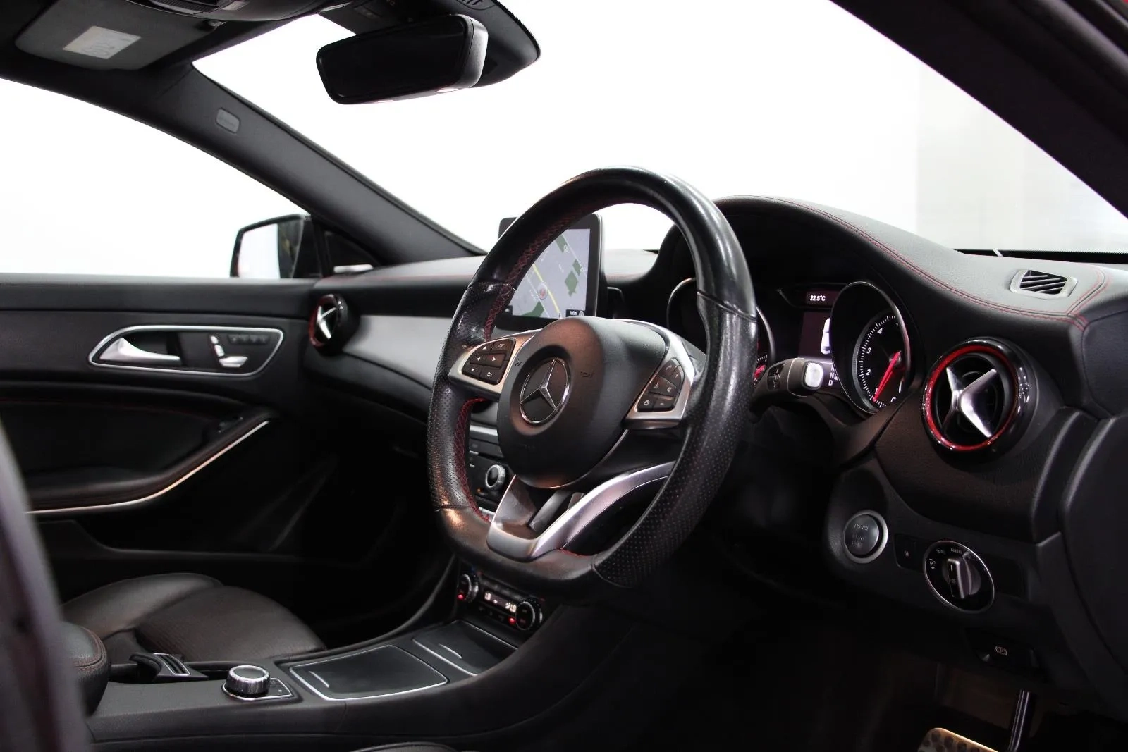 Mercedes-Benz-CLA-Class-CLA250 Sport