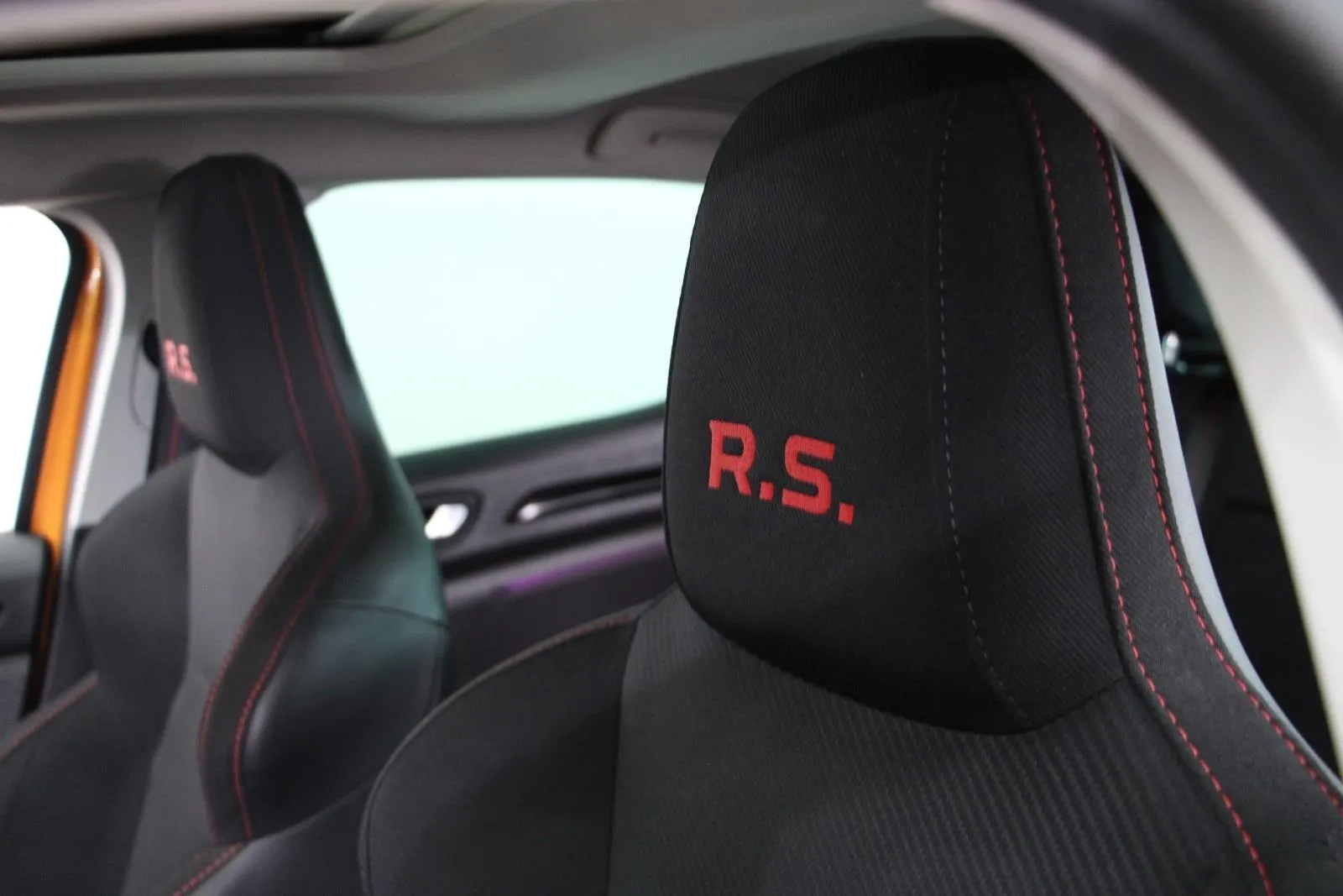 Renault-Megane-R.S. 280