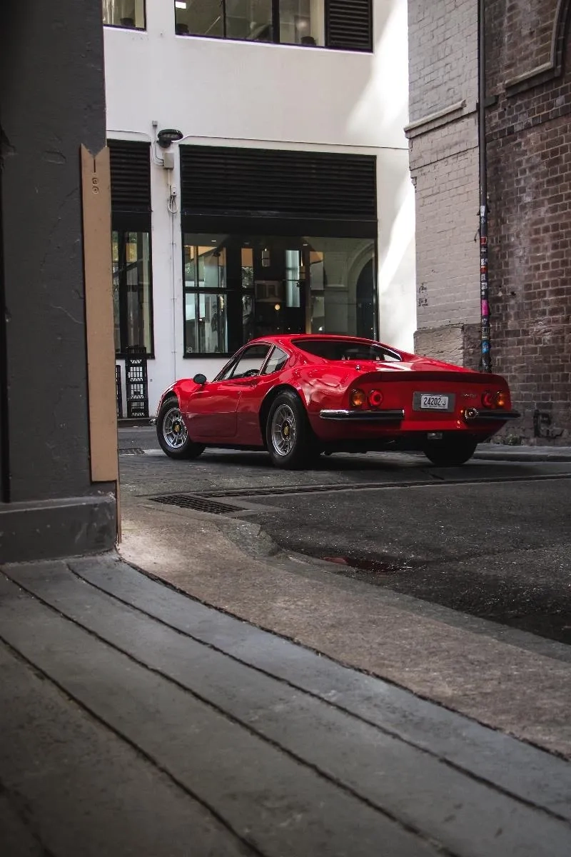 Ferrari-Dino-246 GT