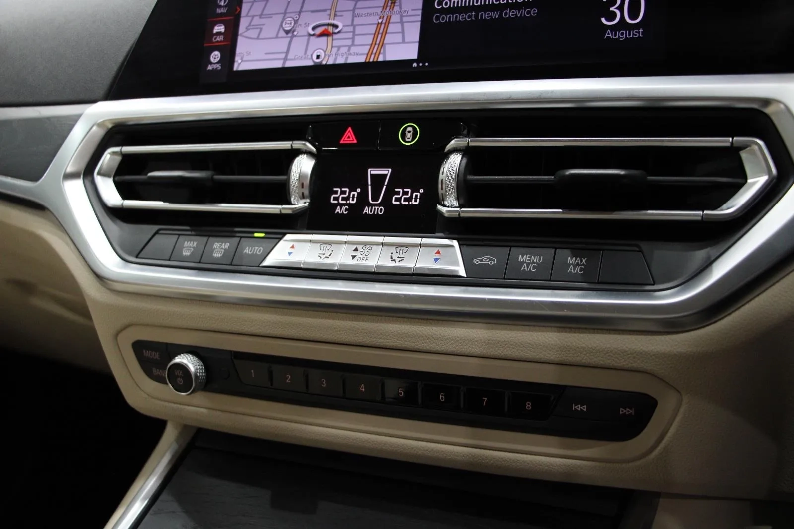 BMW-3 Series-330i Luxury Line