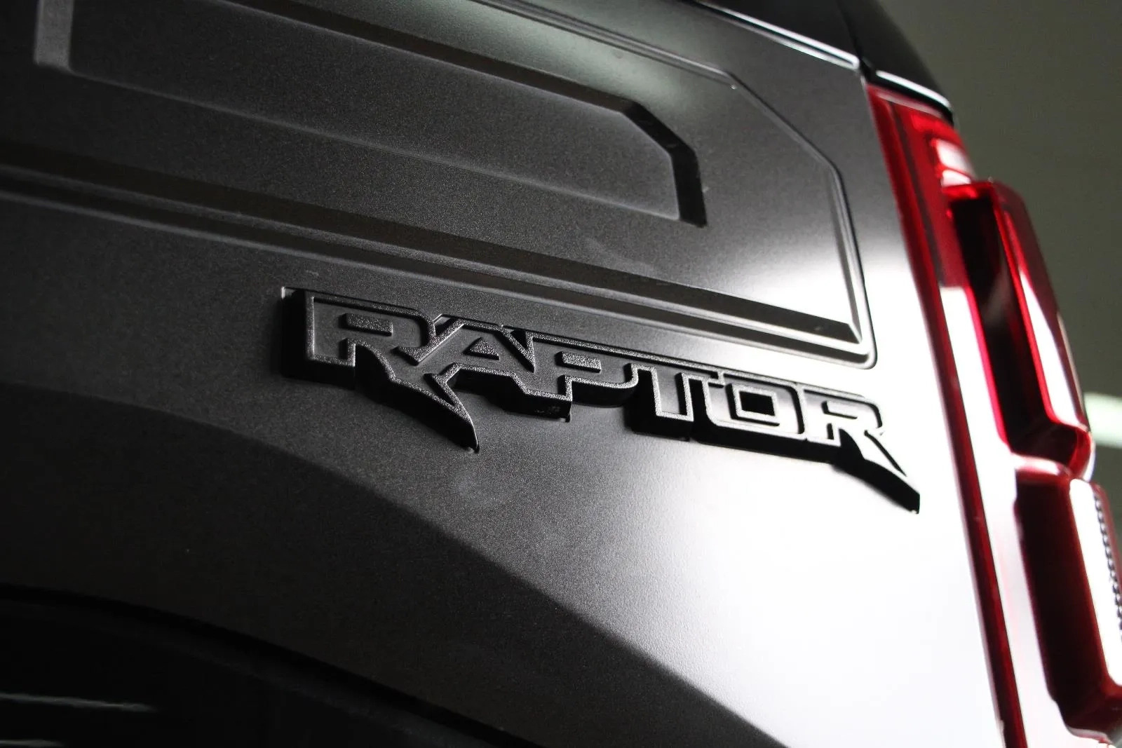 Ford-F-150-Raptor