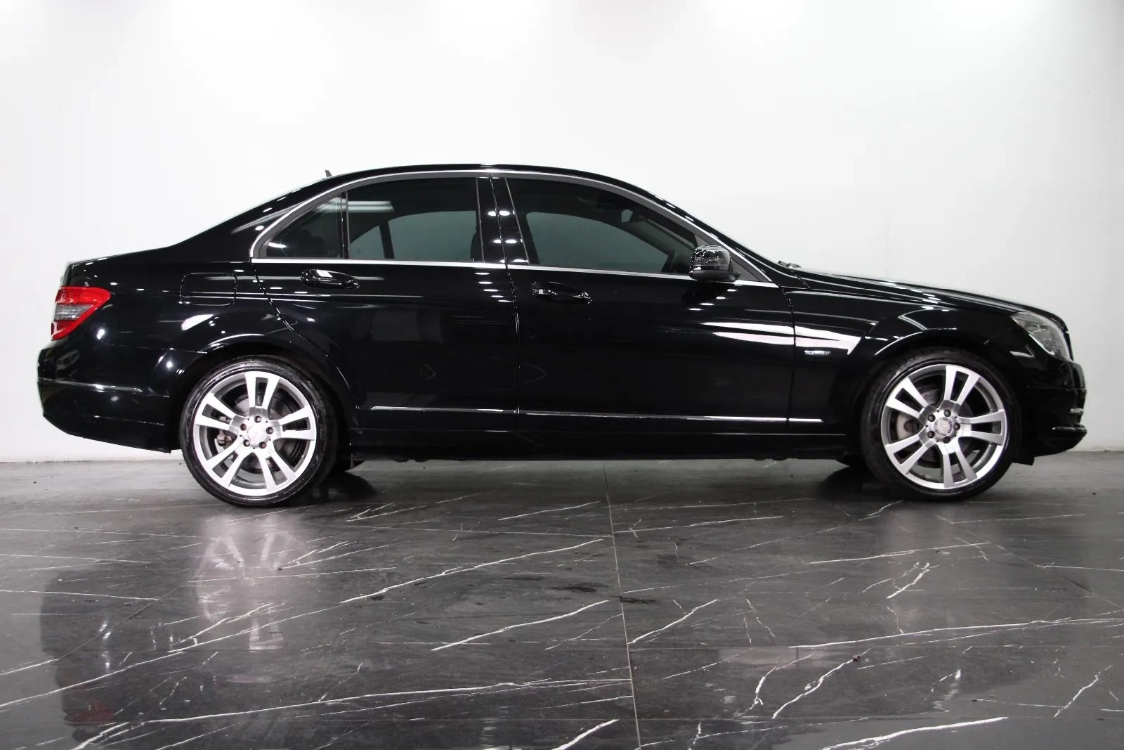 Mercedes-Benz-C-Class-C250 CGI Avantgarde