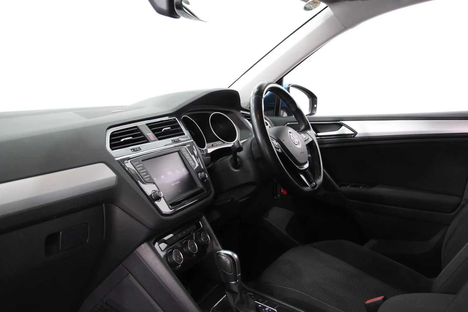 Volkswagen-Tiguan-110TSI Trendline