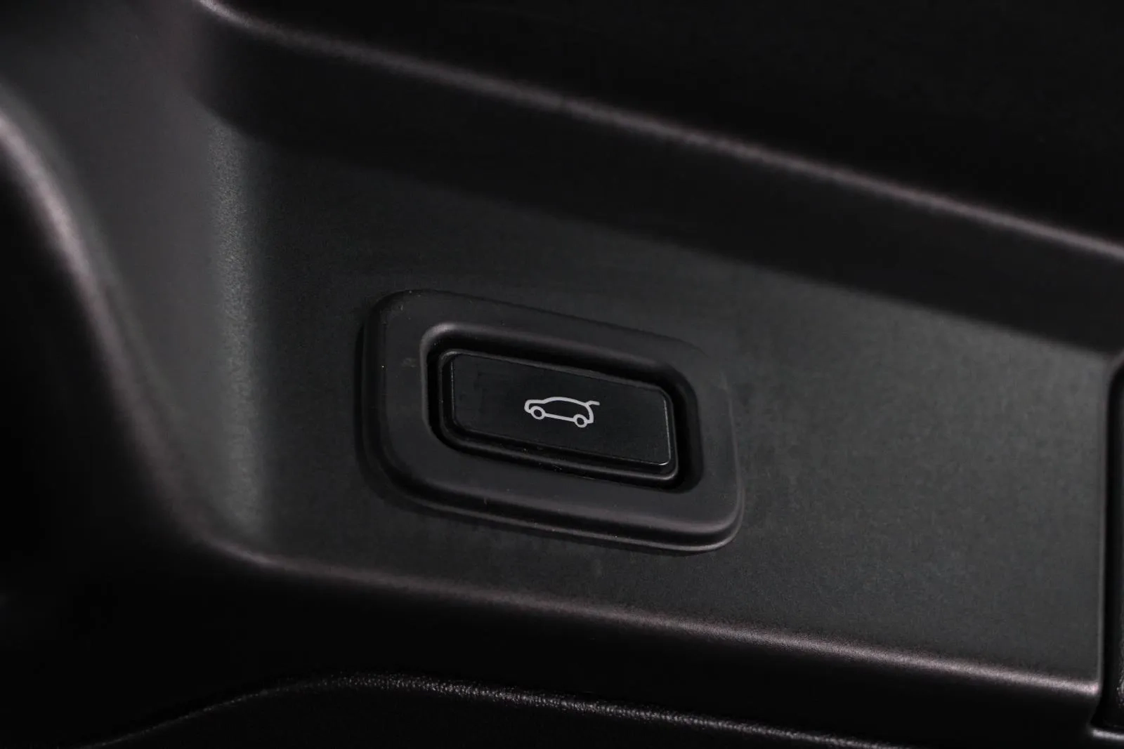 Land Rover-Range Rover Evoque-D180 SE
