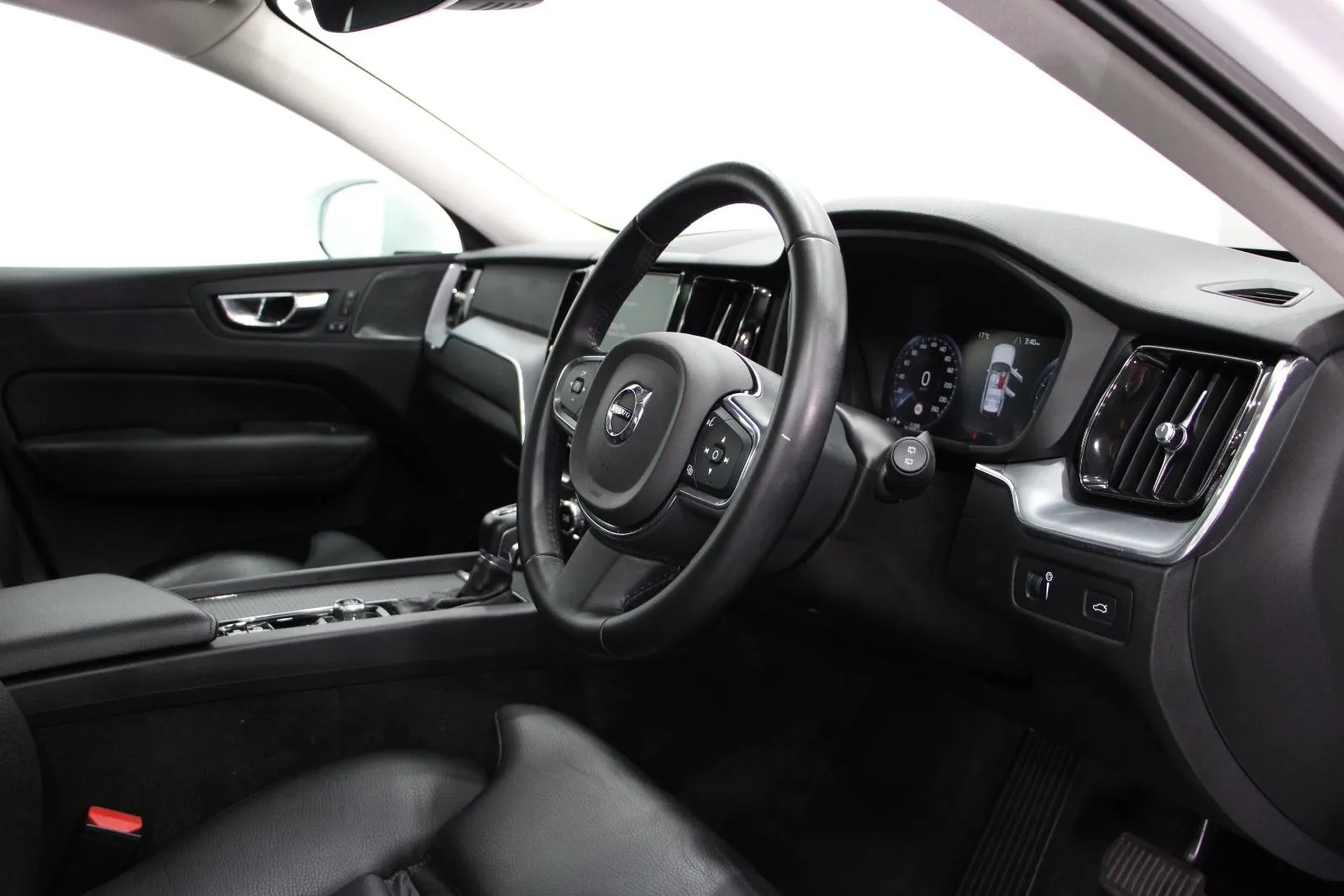 Volvo-XC60-T5 Momentum
