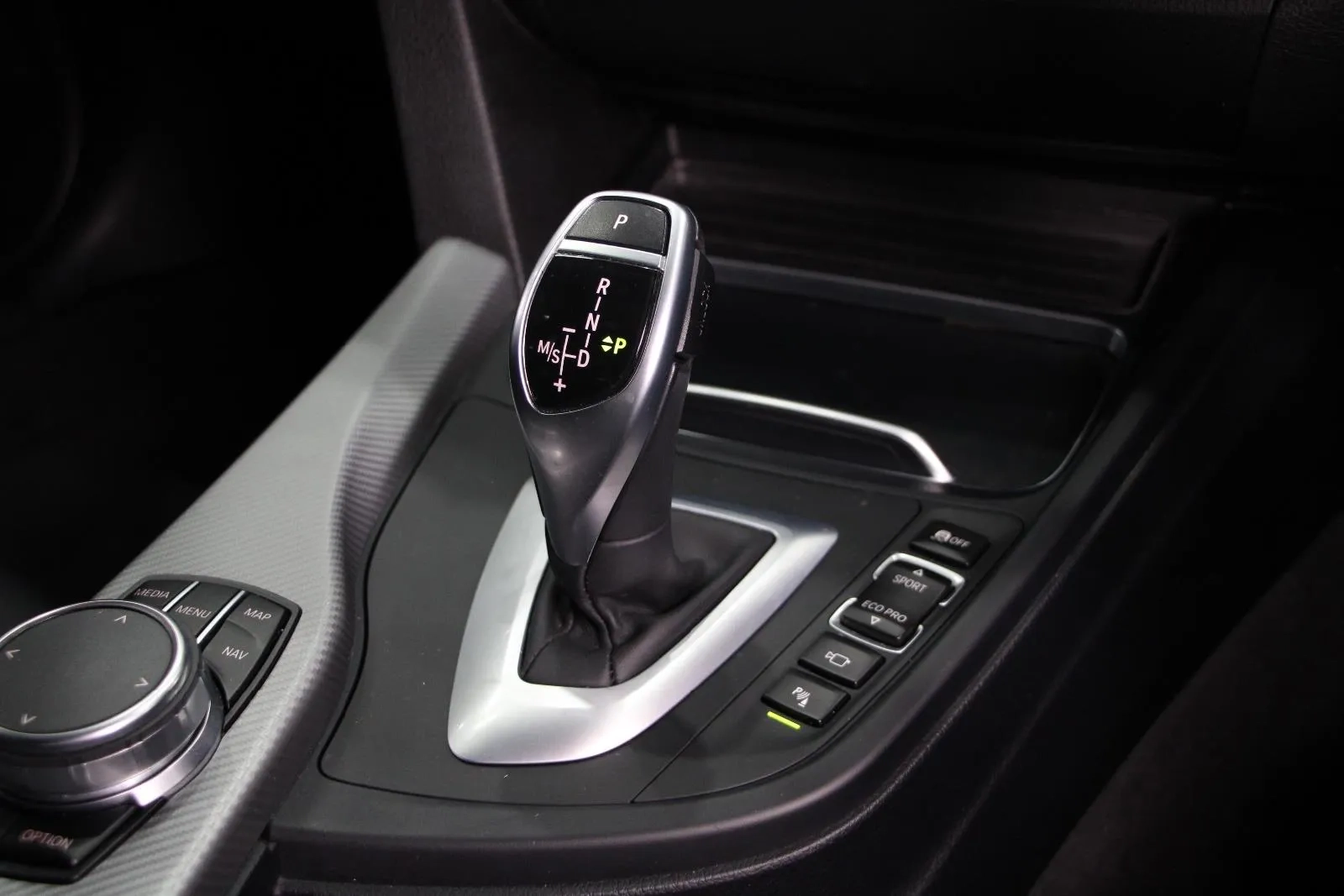 BMW-3 Series-330i M Sport