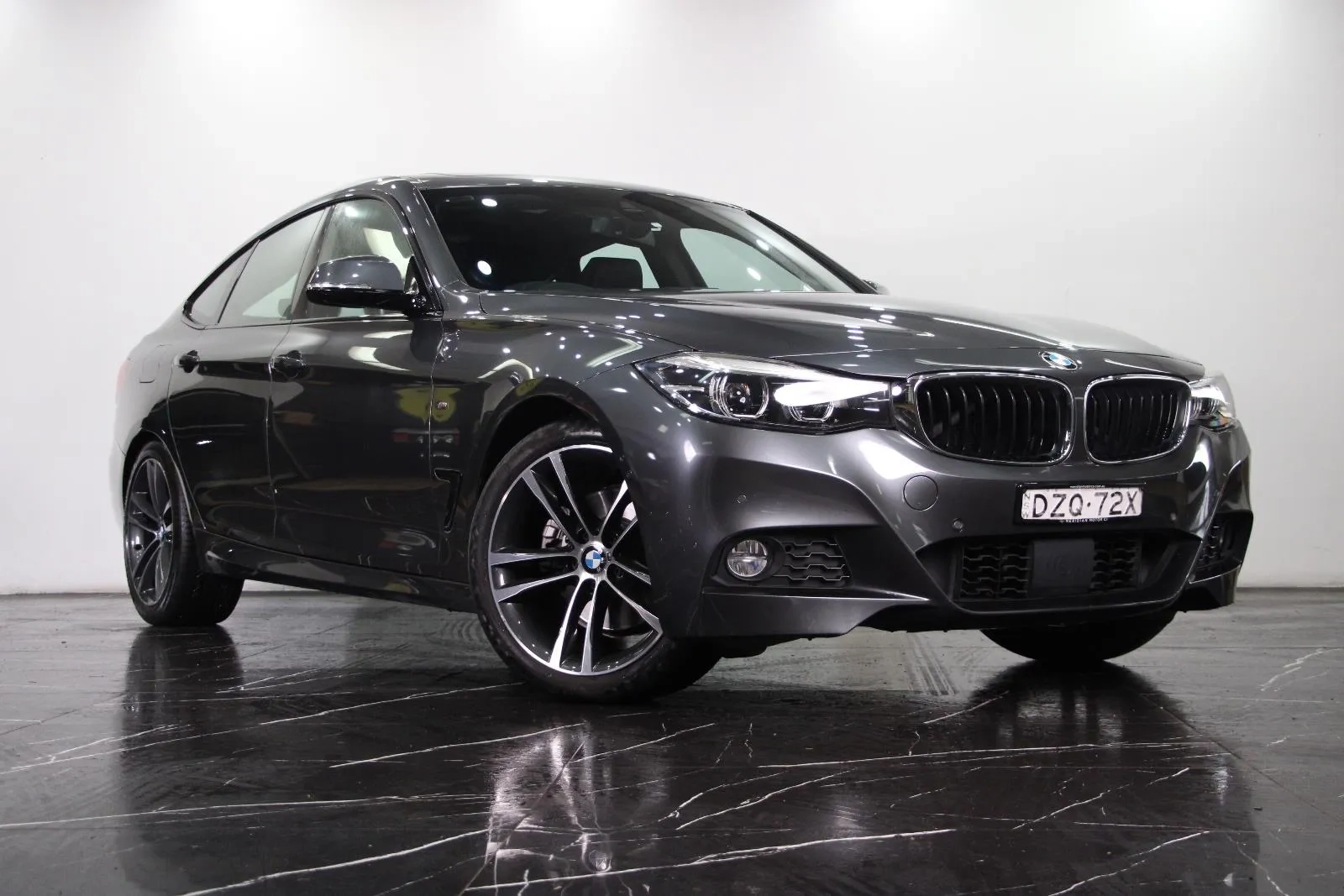 BMW-3 Series-330i M Sport