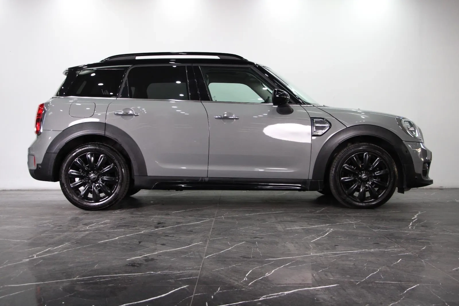 MINI-Countryman-Cooper D