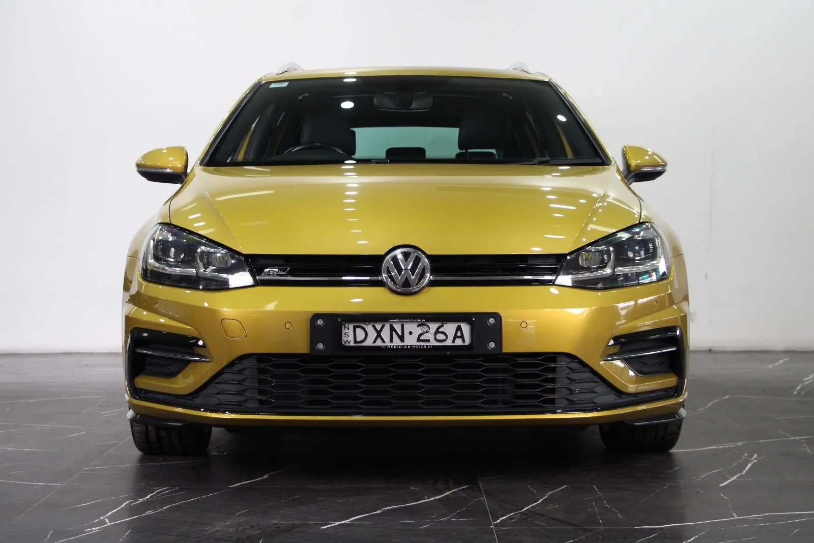Volkswagen-Golf-110TSI Highline