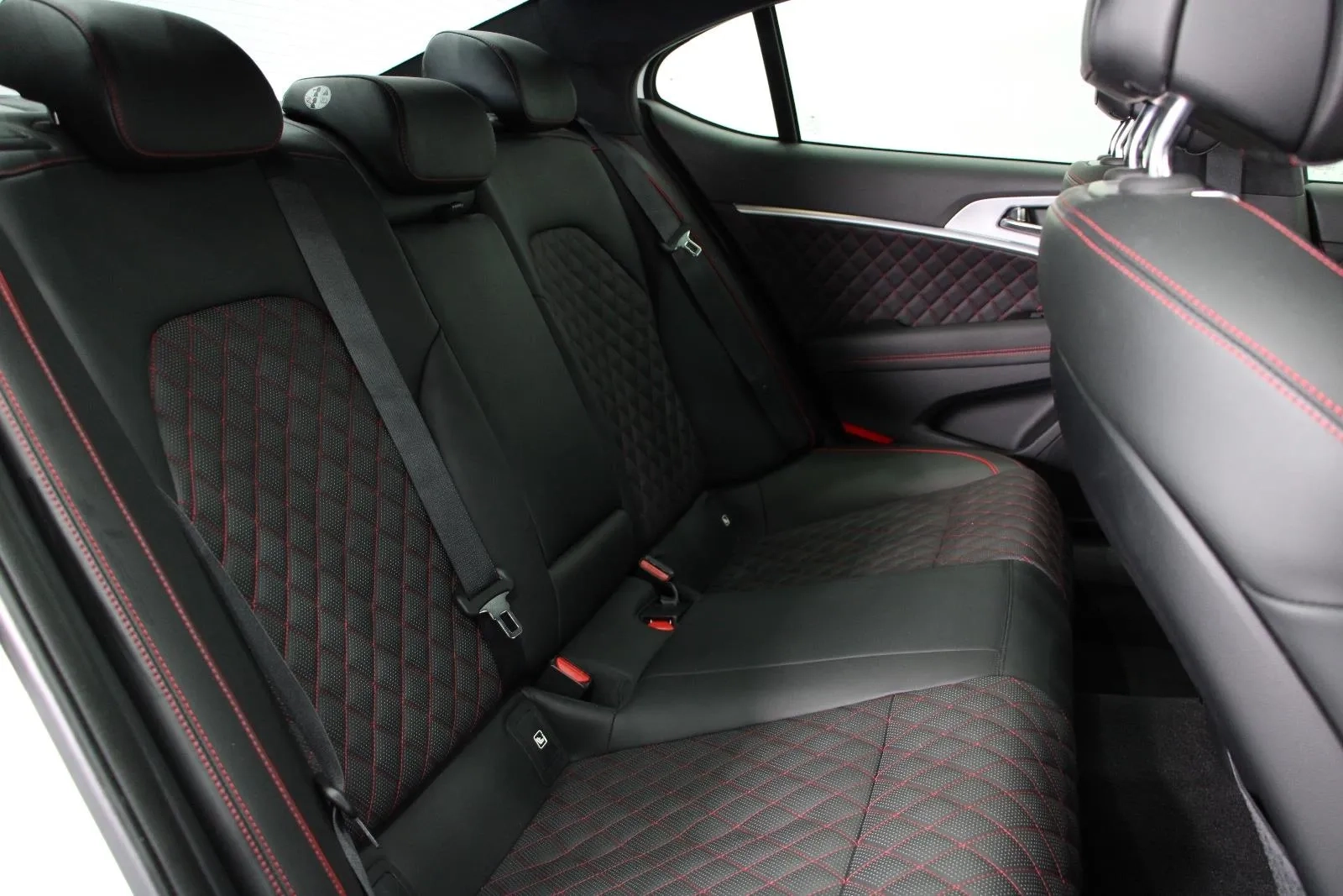 Genesis-G70-Ultimate Sport