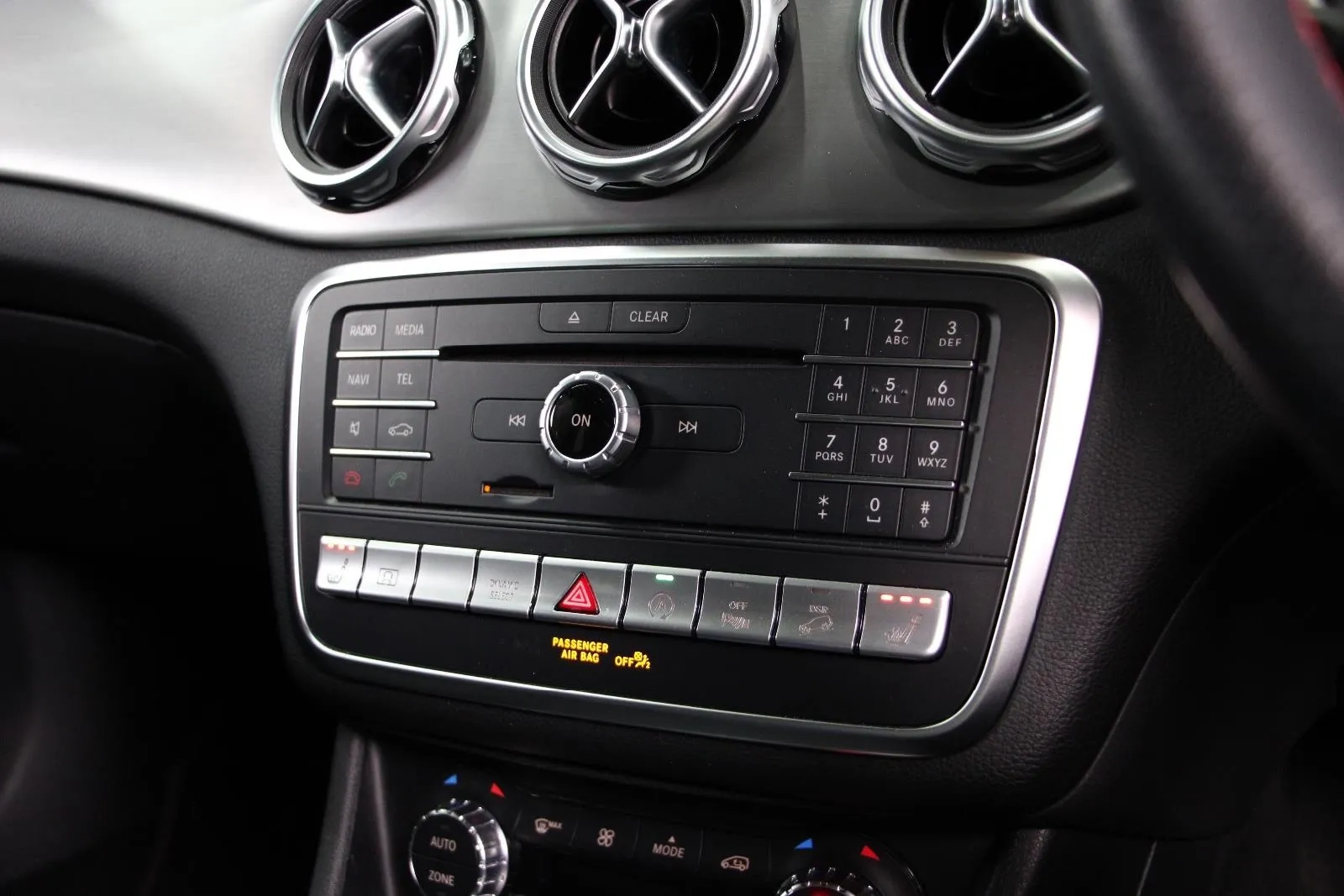 Mercedes-Benz-GLA-Class-GLA250