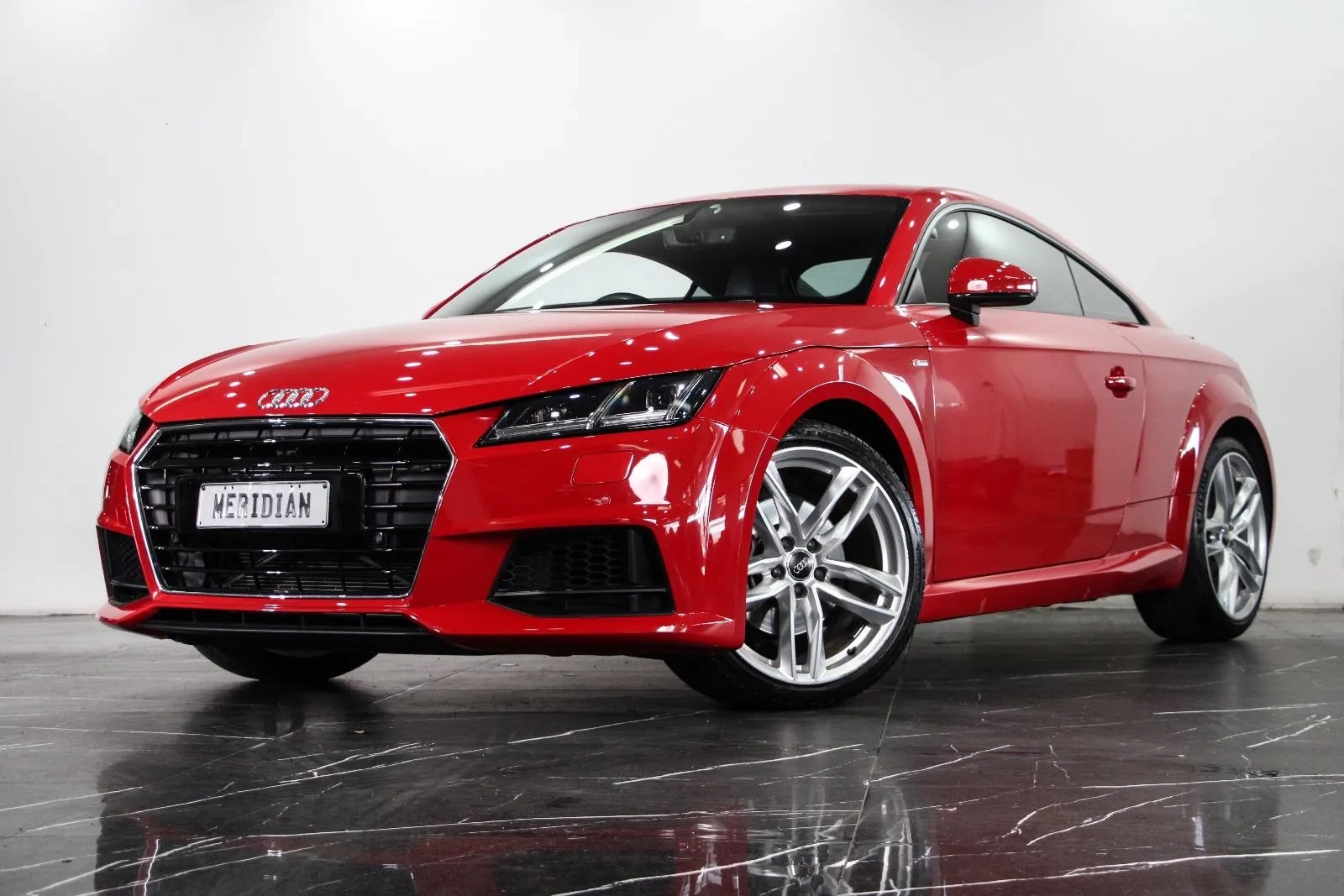 Audi-TT-S Line