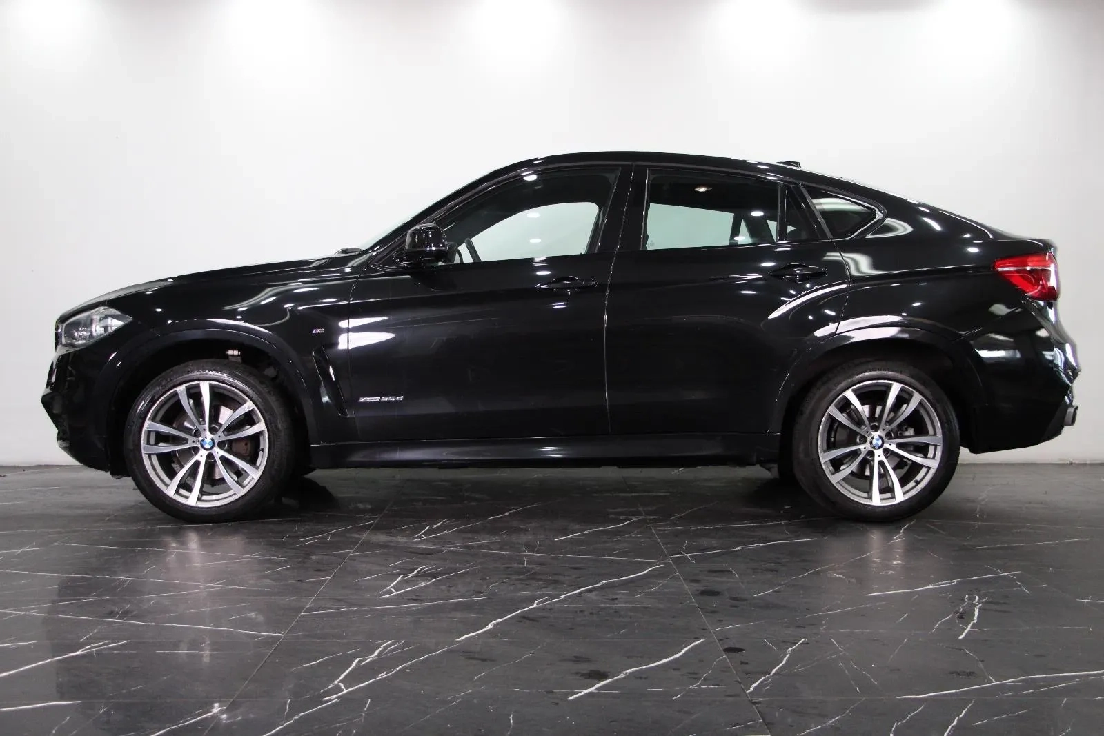 BMW-X6-xDrive30d