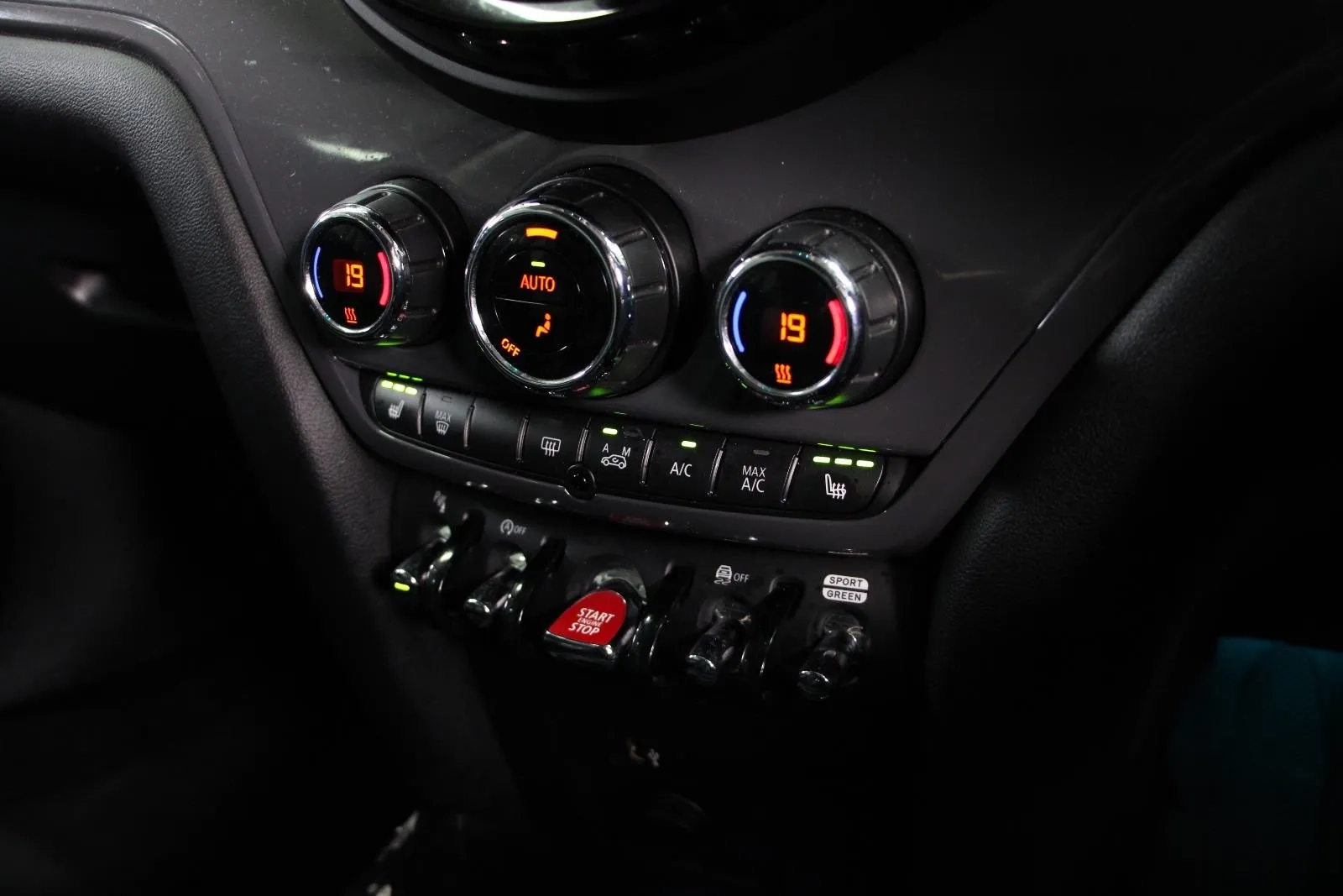 MINI-Countryman-Cooper D
