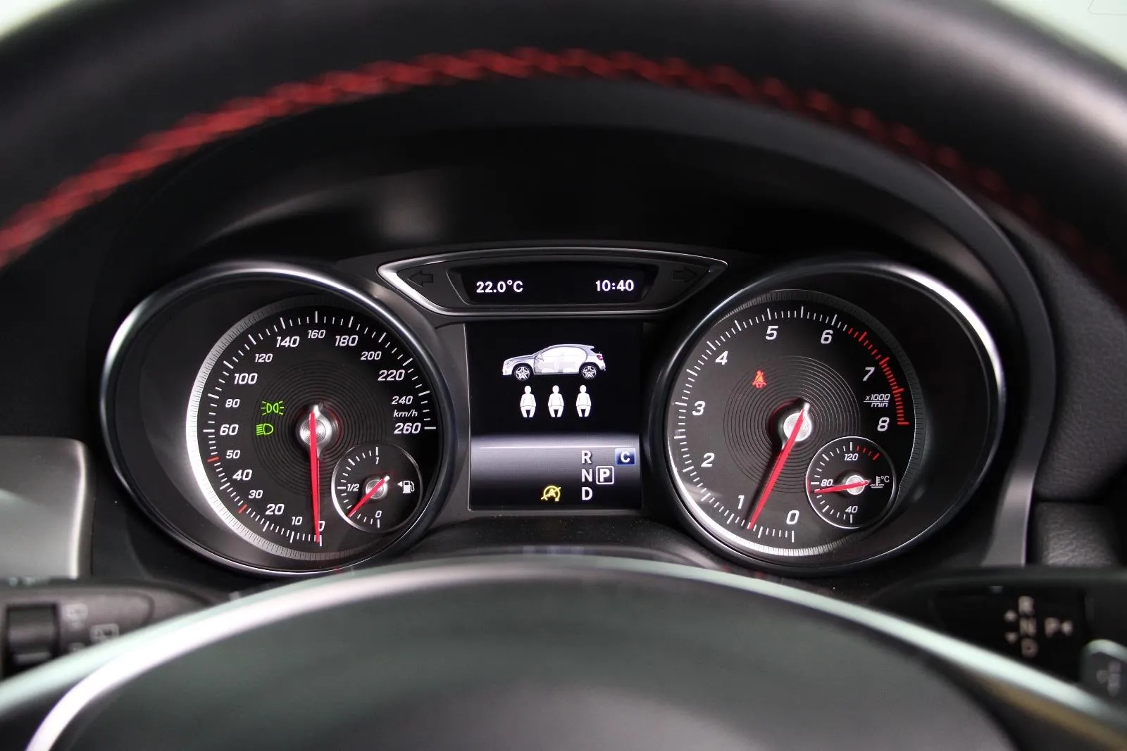 Mercedes-Benz-GLA-Class-GLA250