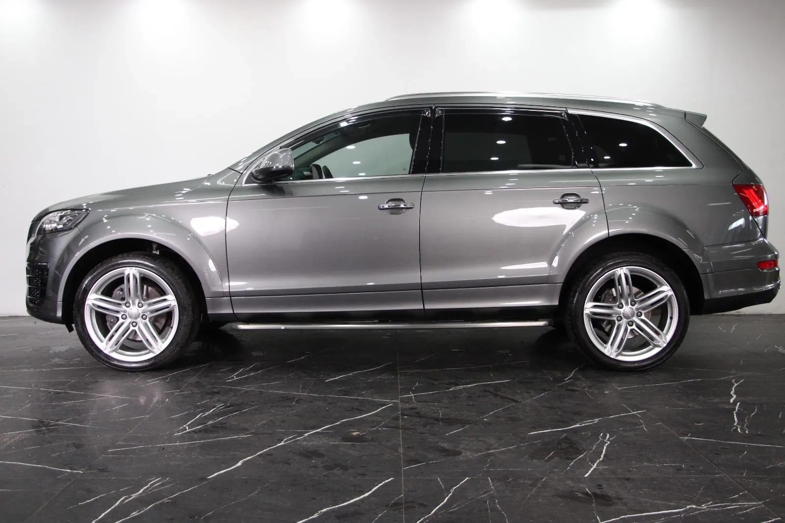 Audi-Q7-TDI Sport