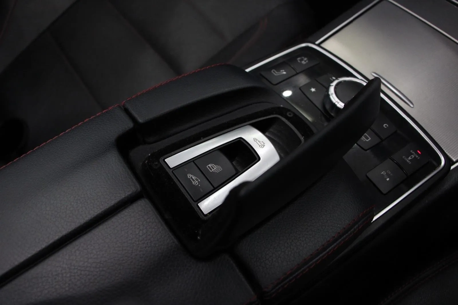 Mercedes-Benz-E-Class-E250