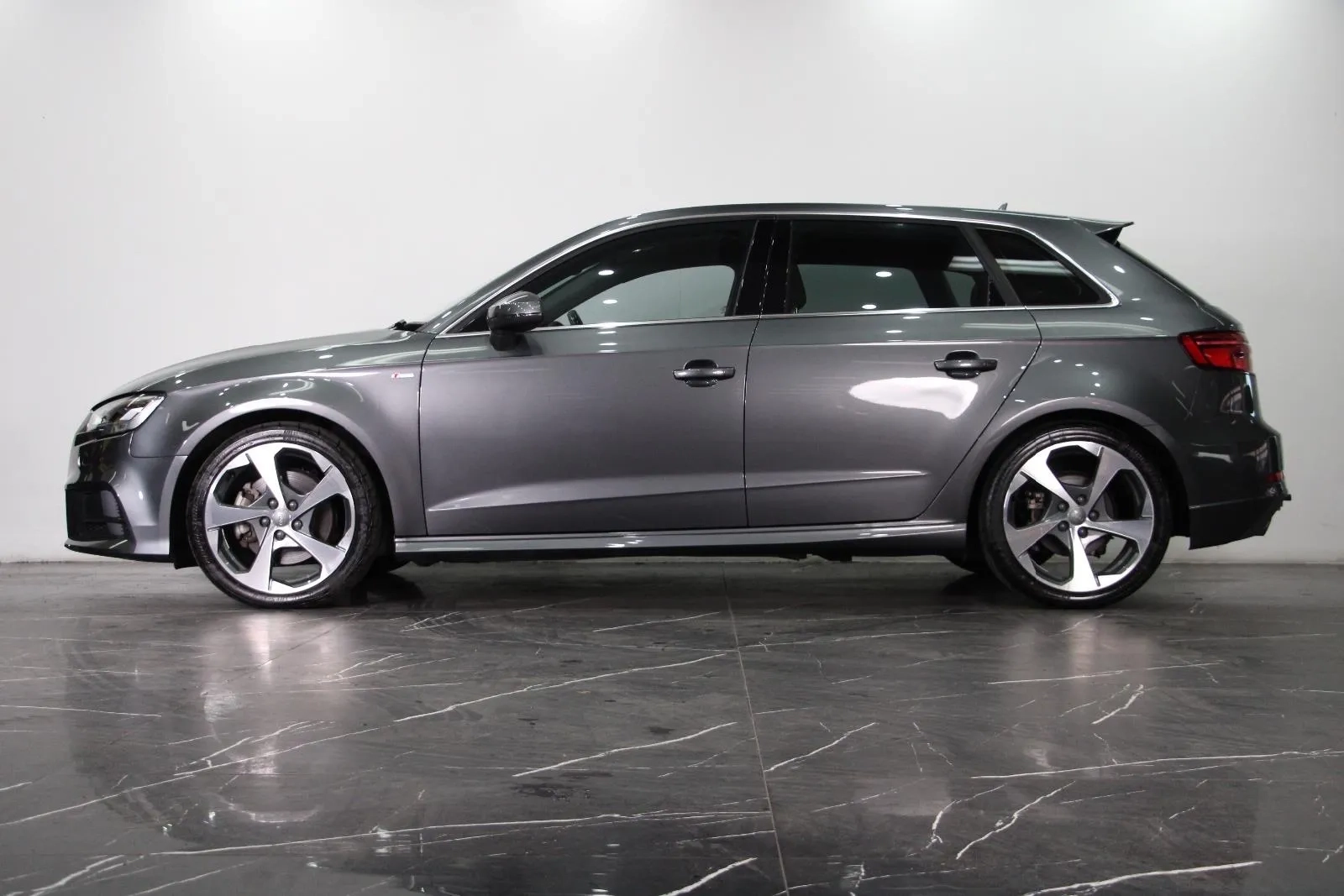 Audi-A3-S line