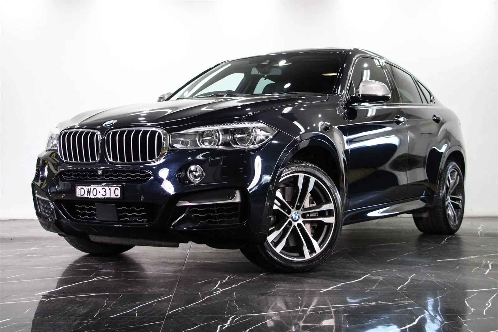BMW-X6-M50d