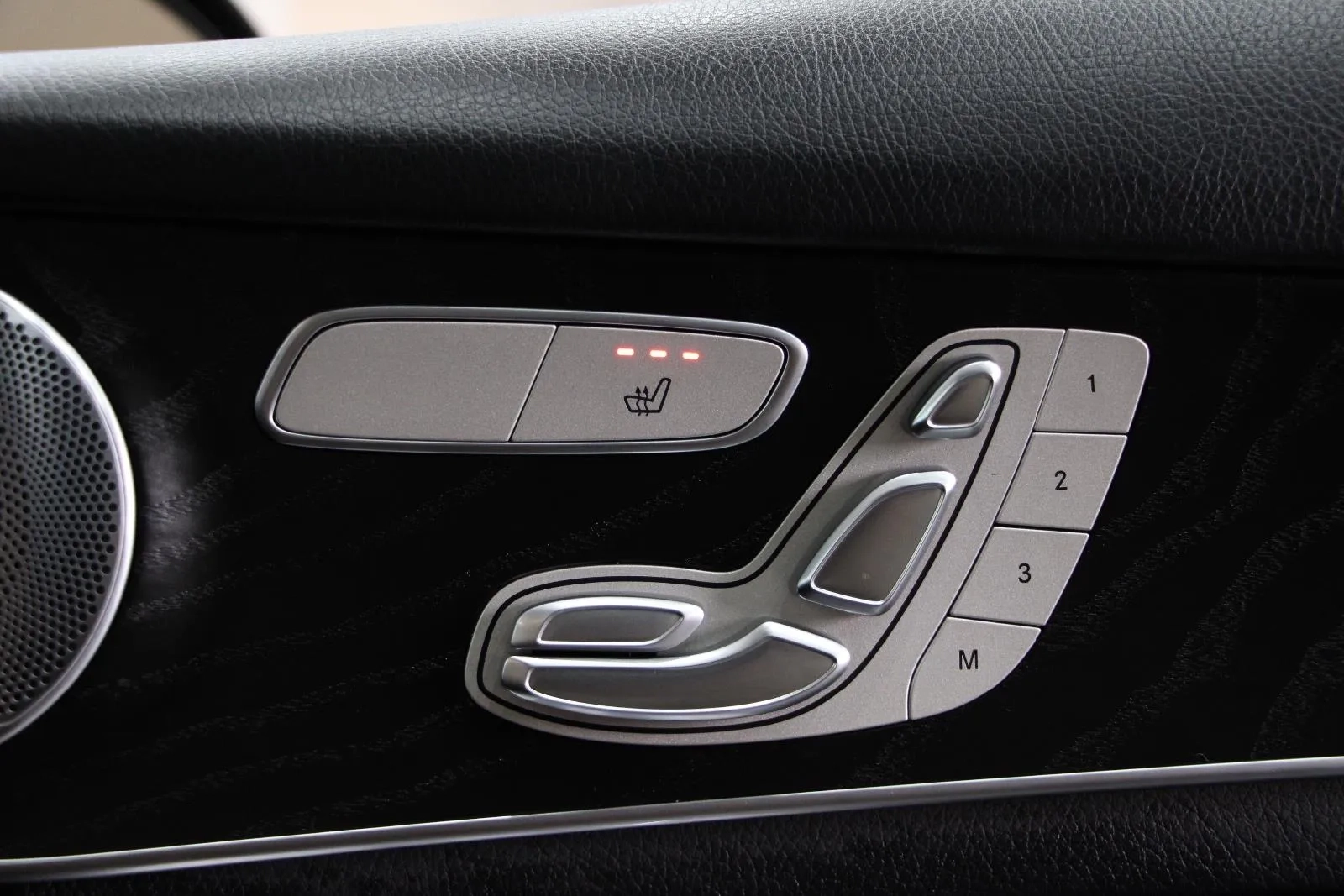 Mercedes-Benz-GLC-Class-GLC300