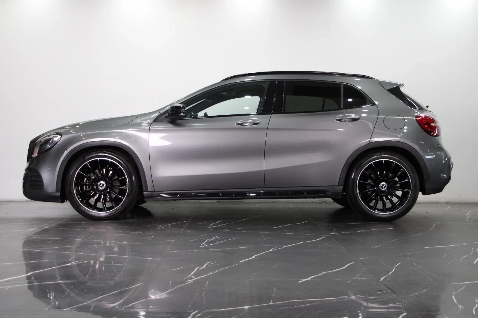 Mercedes-Benz-GLA-Class-GLA250