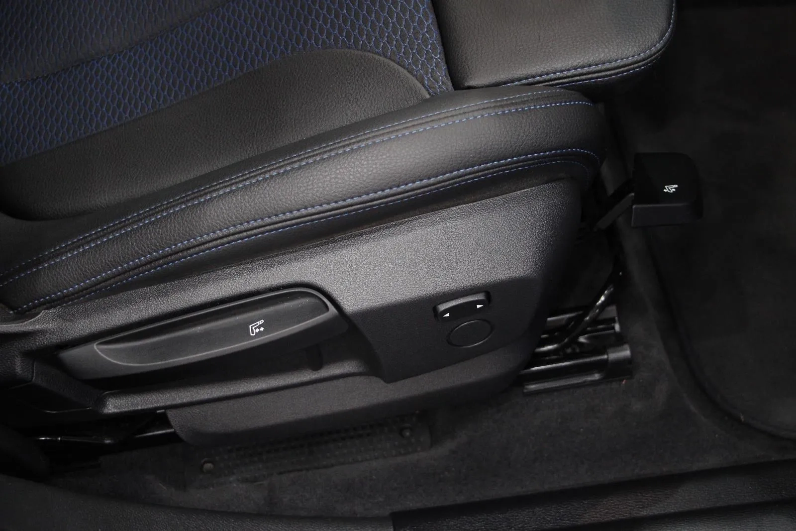 BMW-X1-sDrive20i