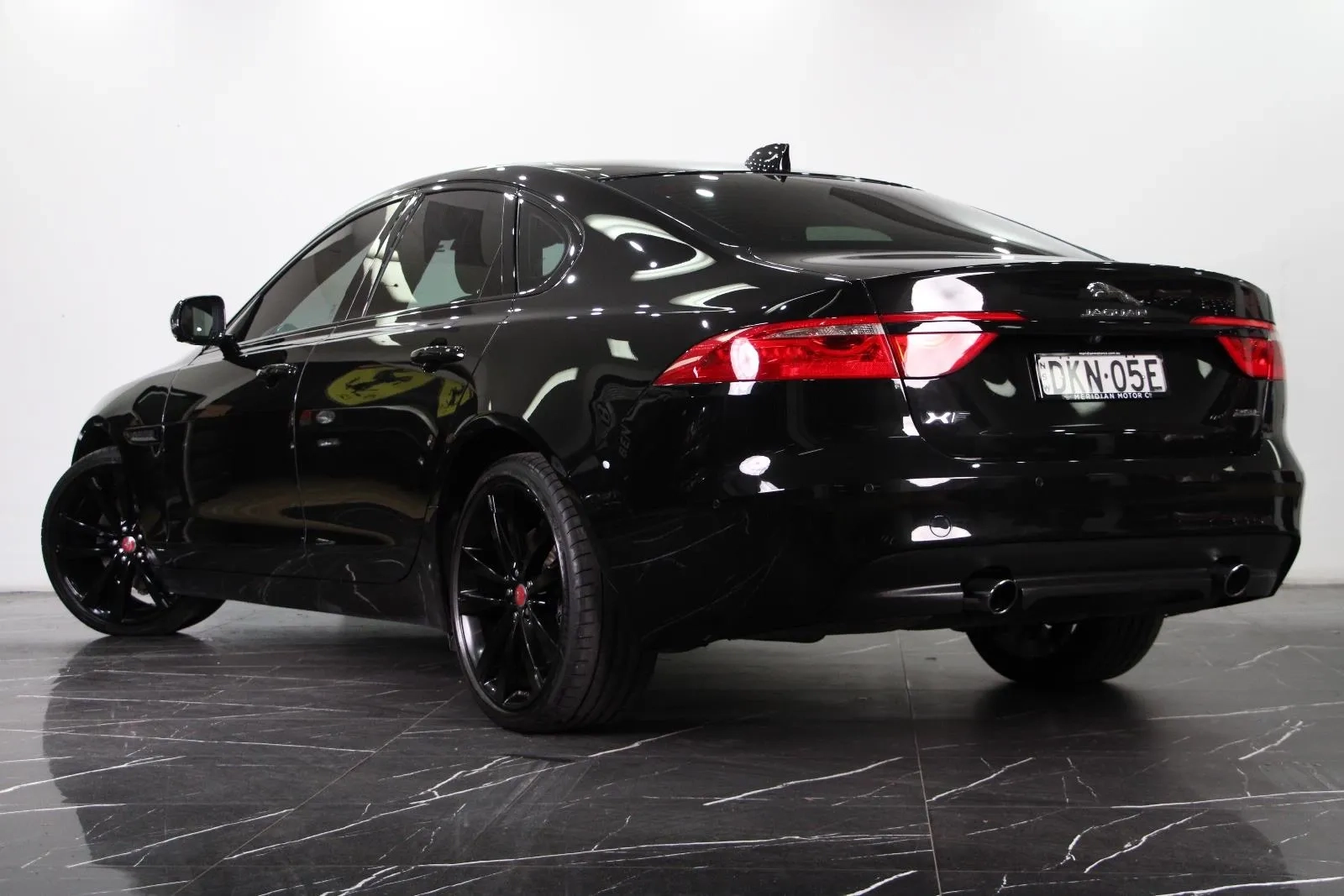 Jaguar-XF-25t Portfolio