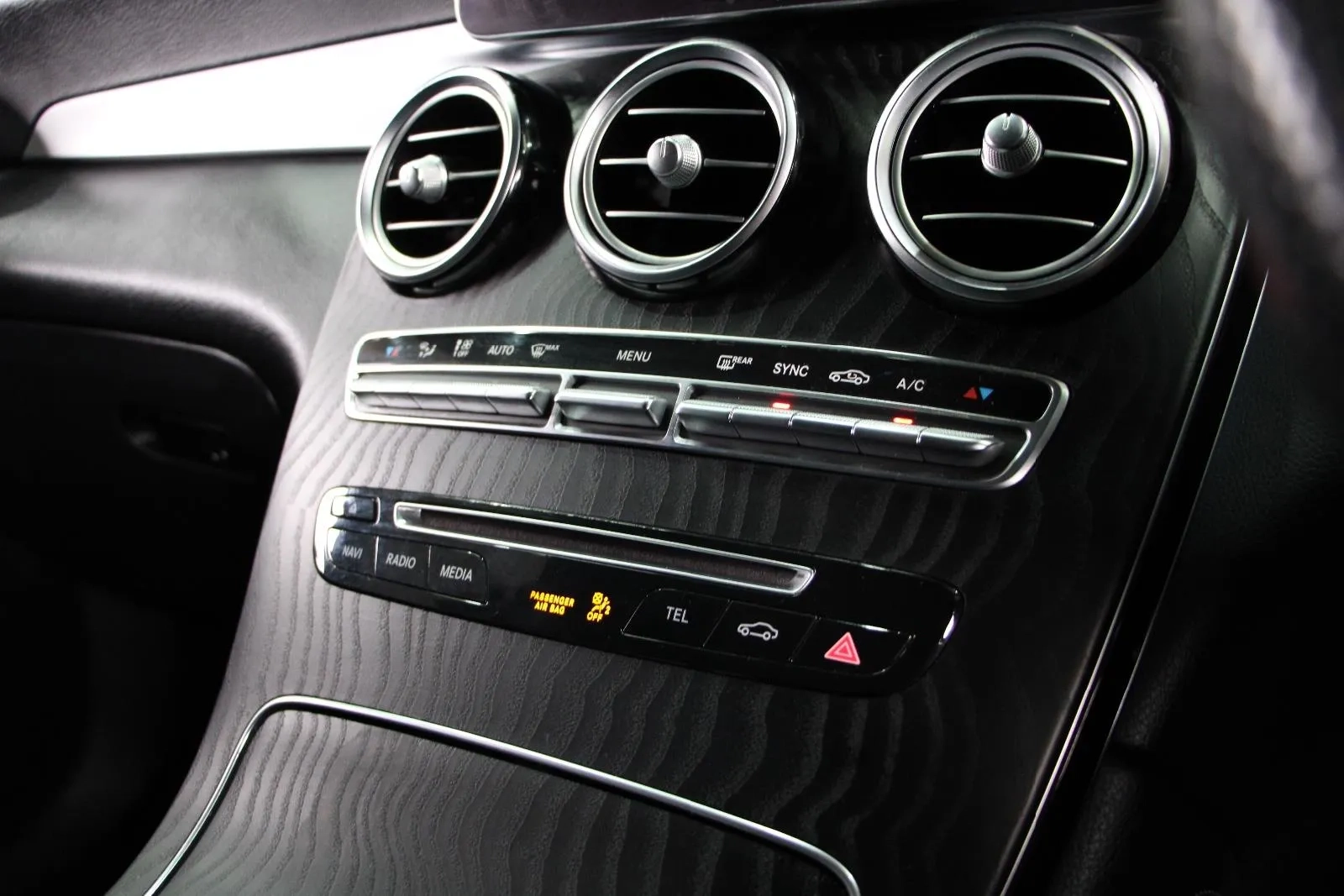 Mercedes-Benz-GLC-Class-GLC350 d
