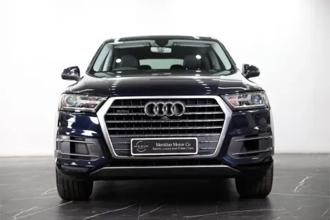 Q7