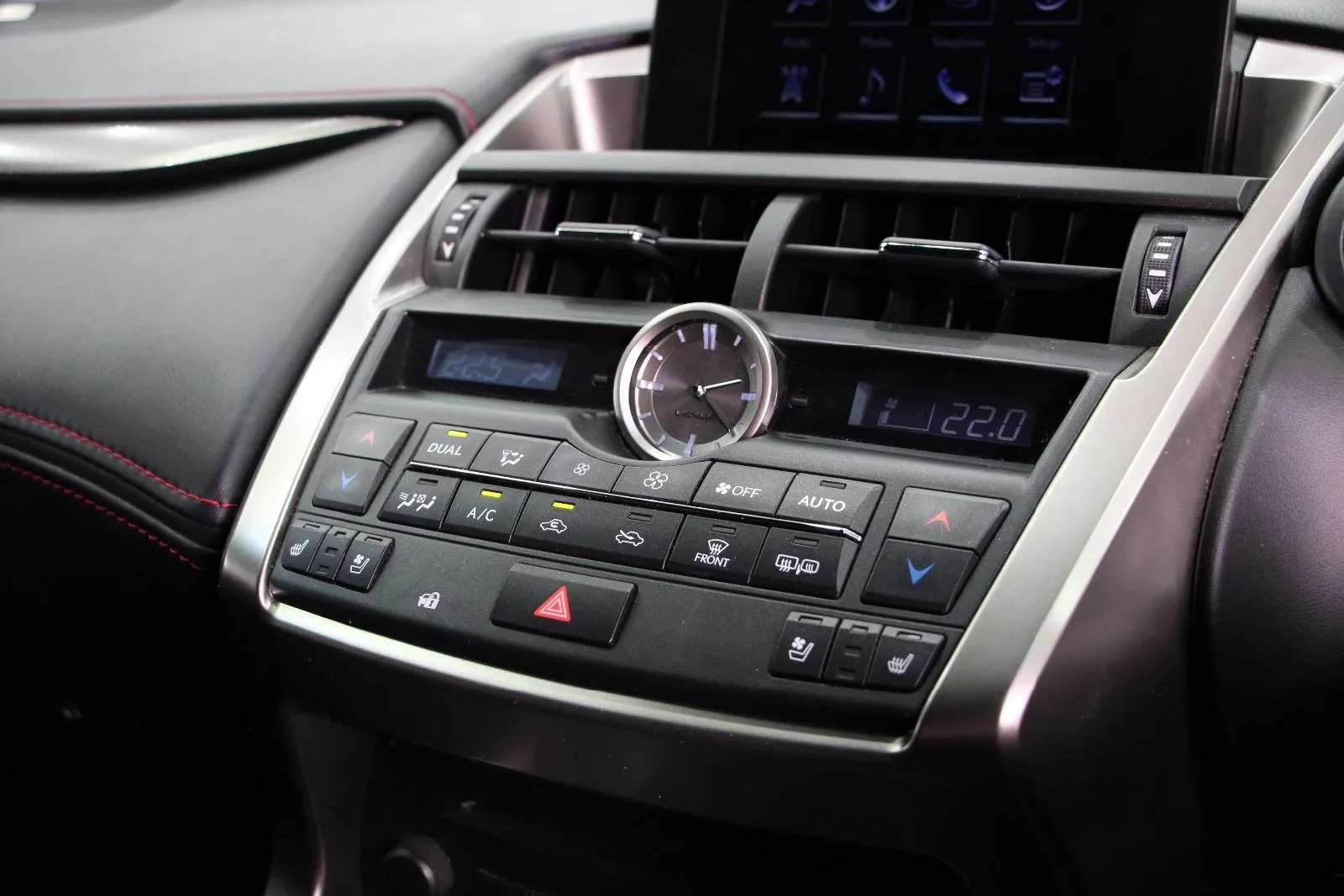 Lexus-NX-NX200t F Sport