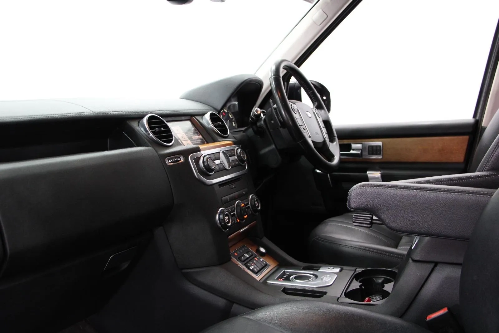 Land Rover-Discovery-SDV6 HSE