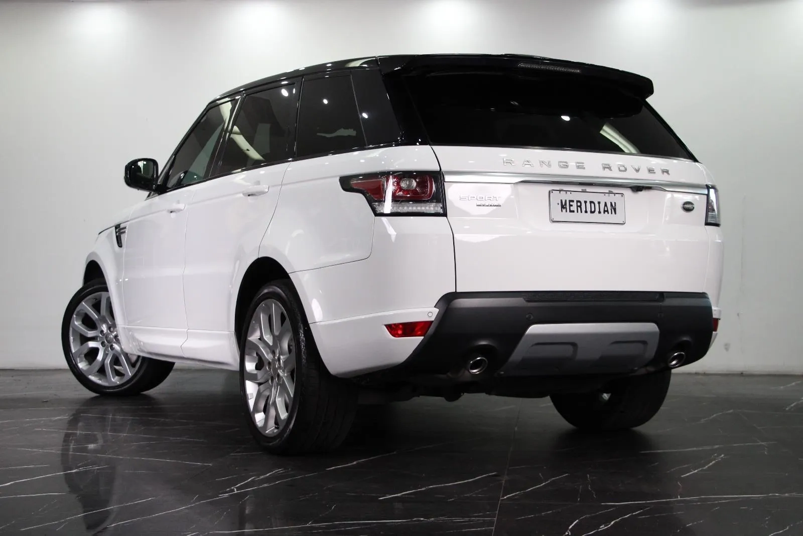 Land Rover-Range Rover Sport-SDV8 HSE