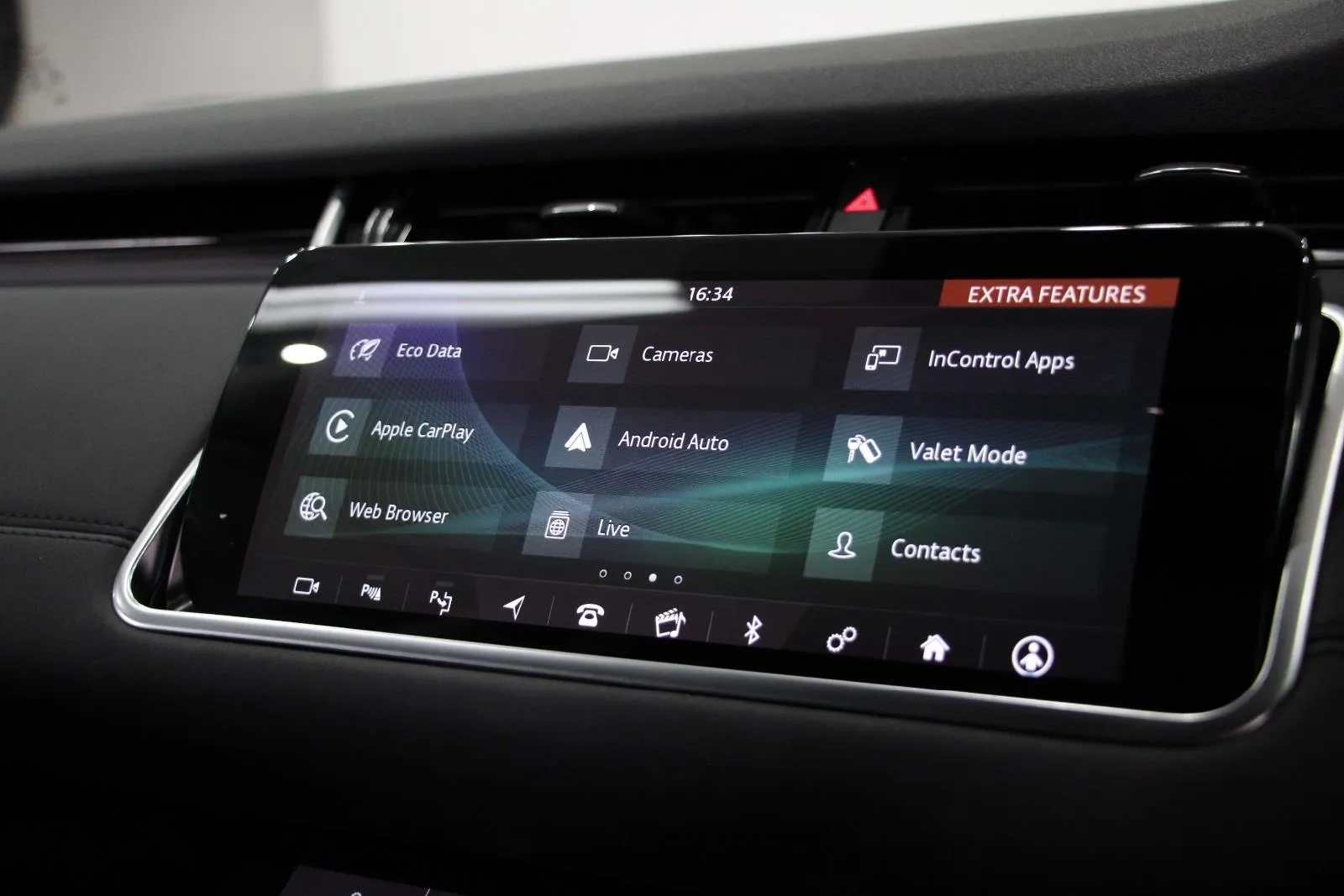 Land Rover-Range Rover Evoque-D180 SE