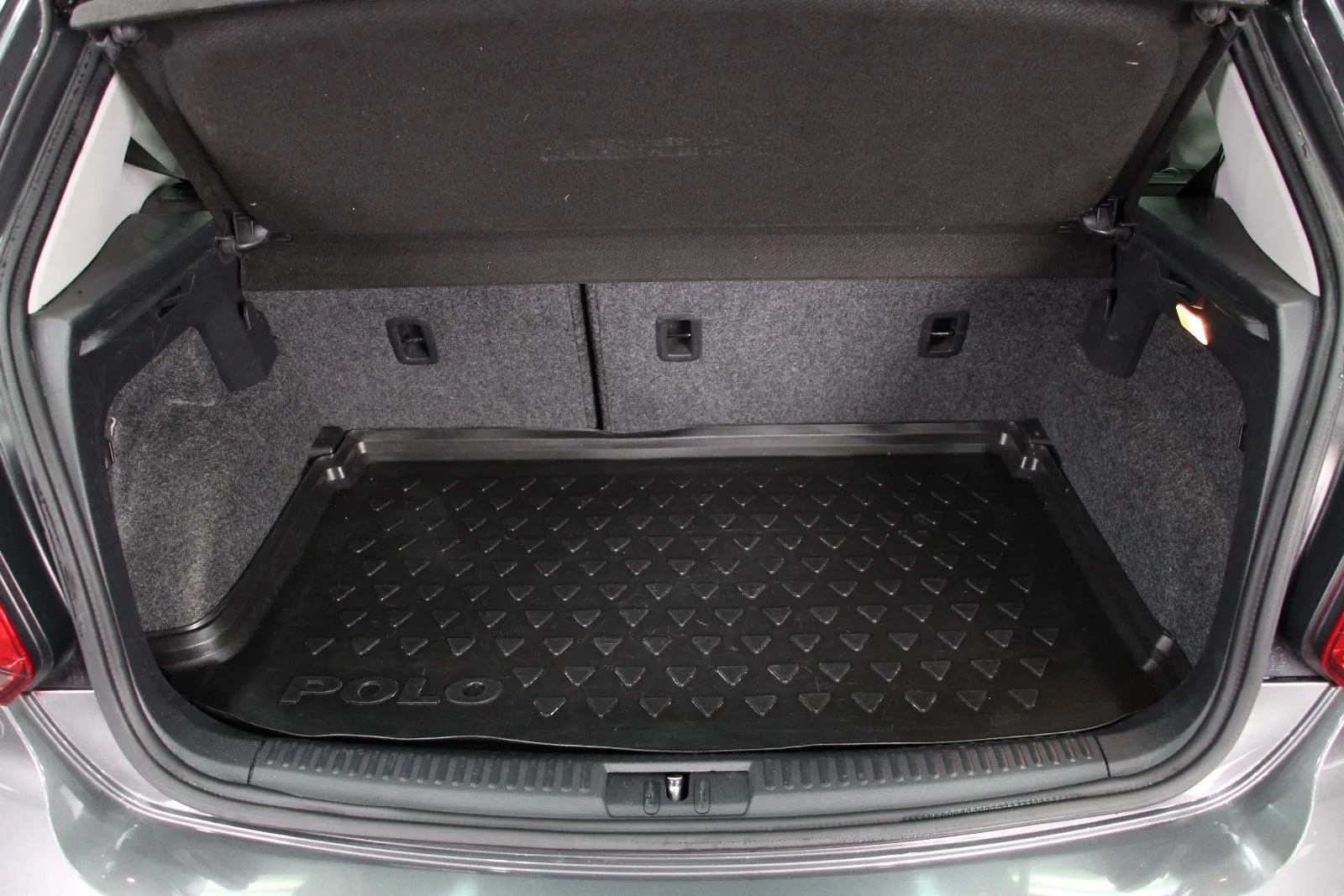 Volkswagen-Polo-81TSI Comfortline
