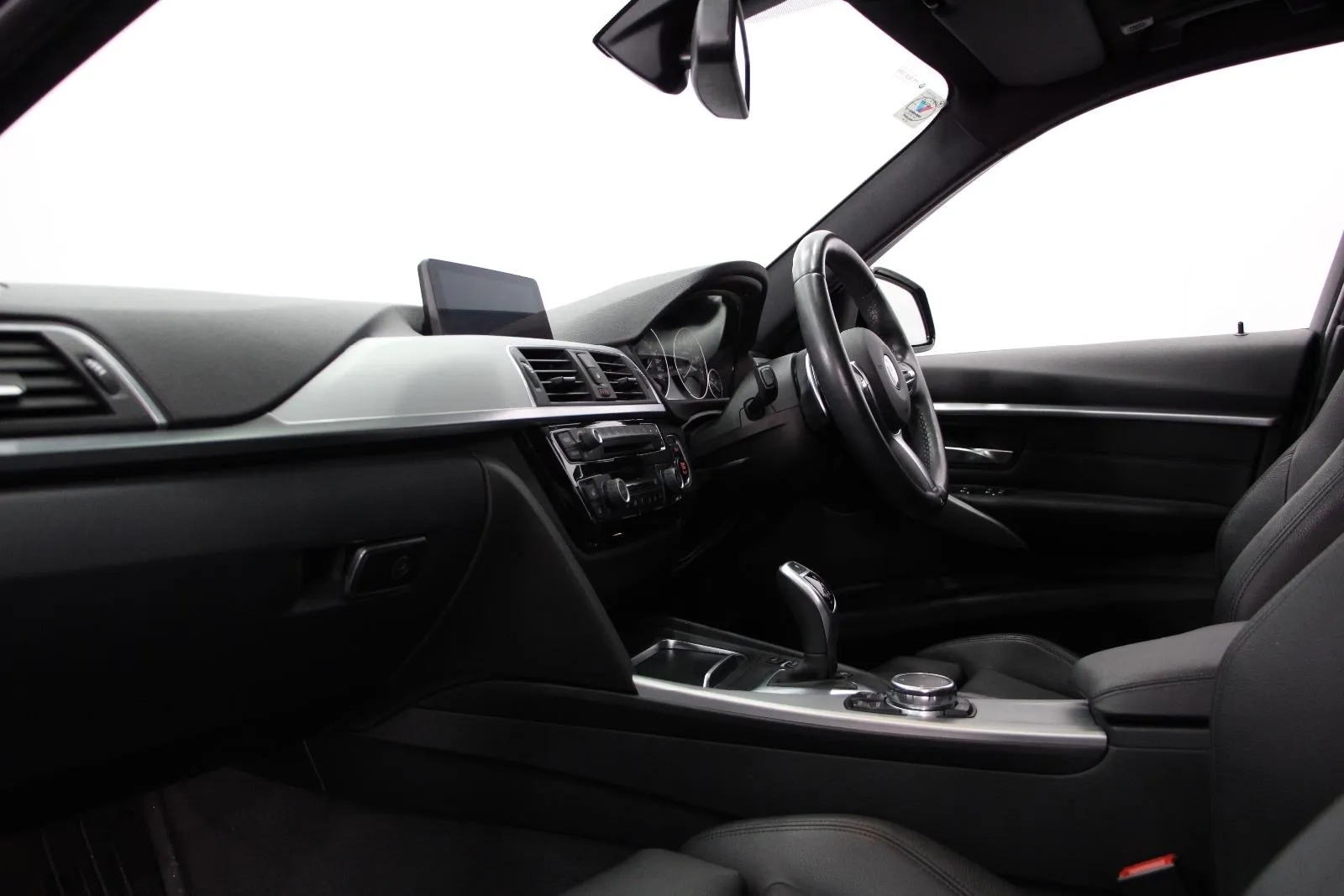 BMW-3 Series-330i M Sport