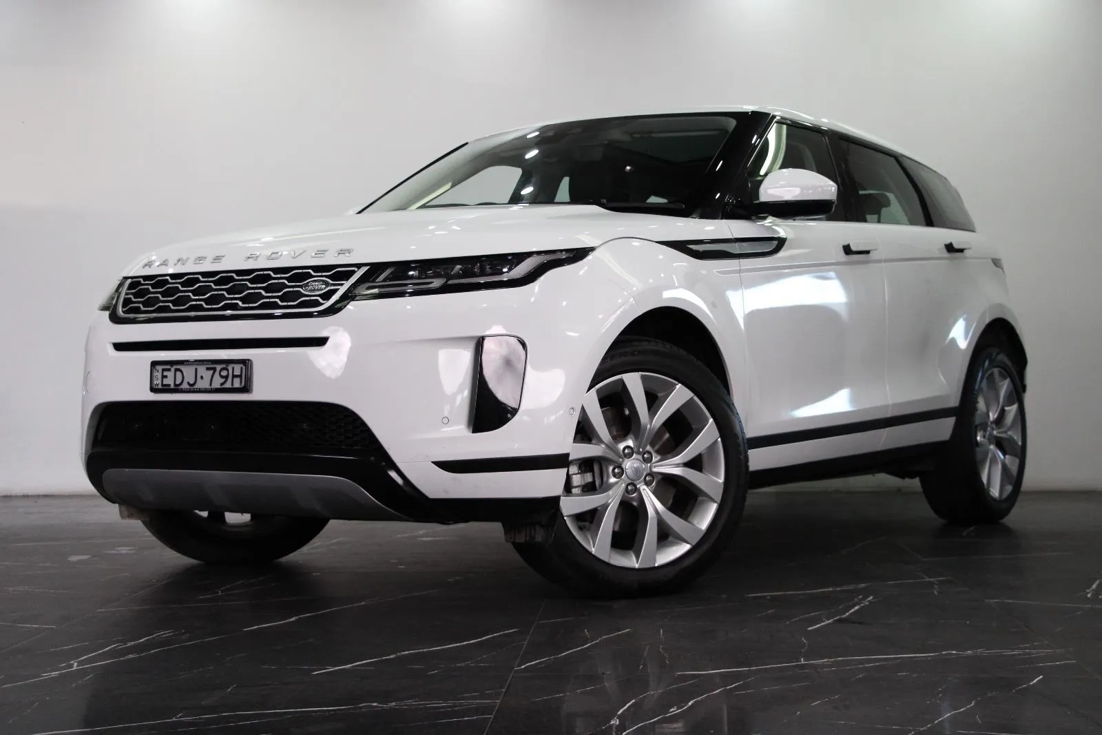 Land Rover-Range Rover Evoque-D180 SE