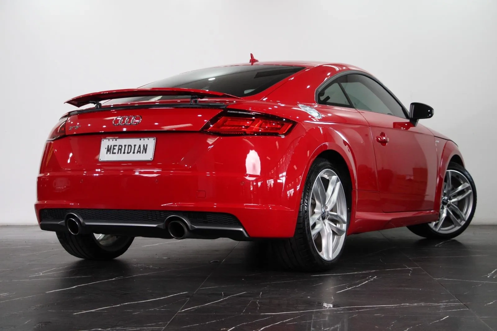 Audi-TT-S Line