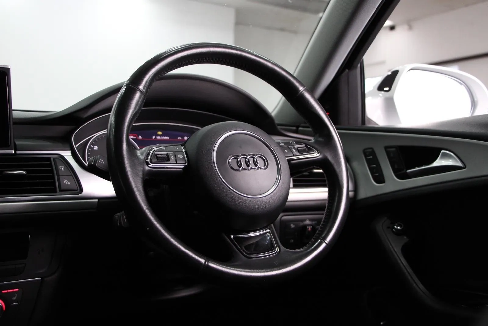 Audi-A6-S Line