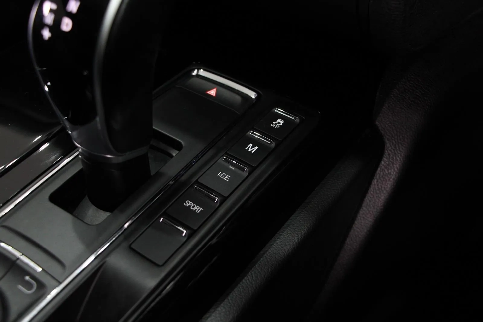 Maserati-Ghibli-