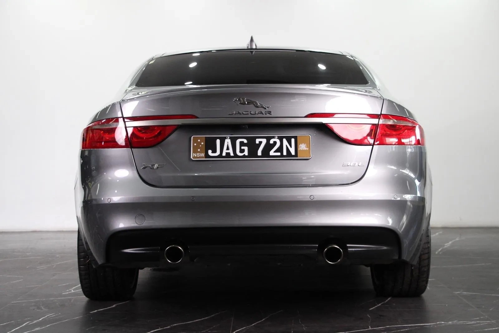 Jaguar-XF-30t R-Sport