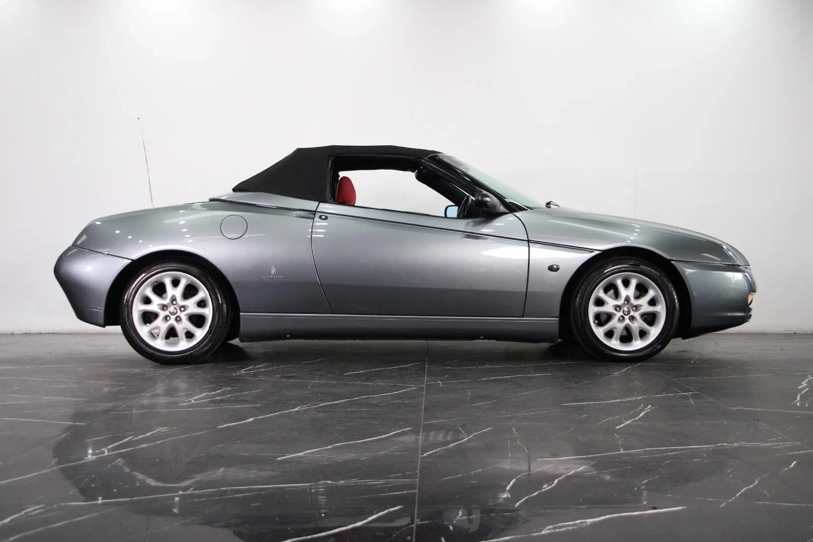 Alfa Romeo-Spider-JTS