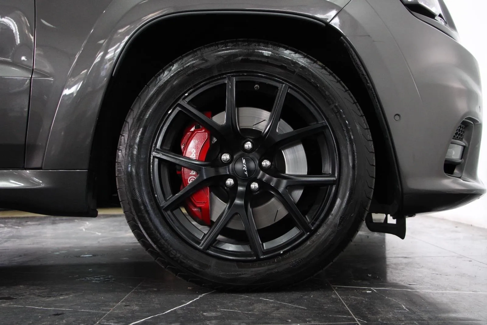 Jeep-Grand Cherokee-SRT